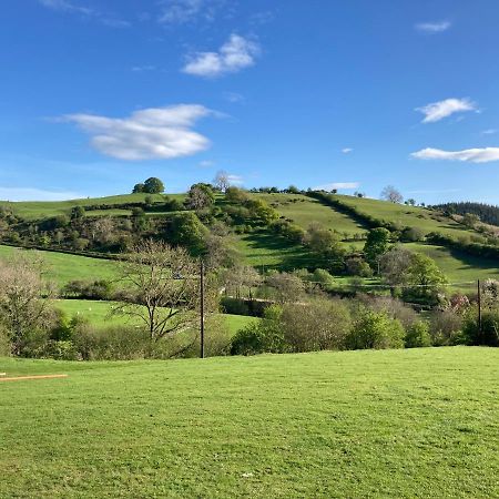 Vila The Snug At Coed Y Gaer Oswestry Exteriér fotografie